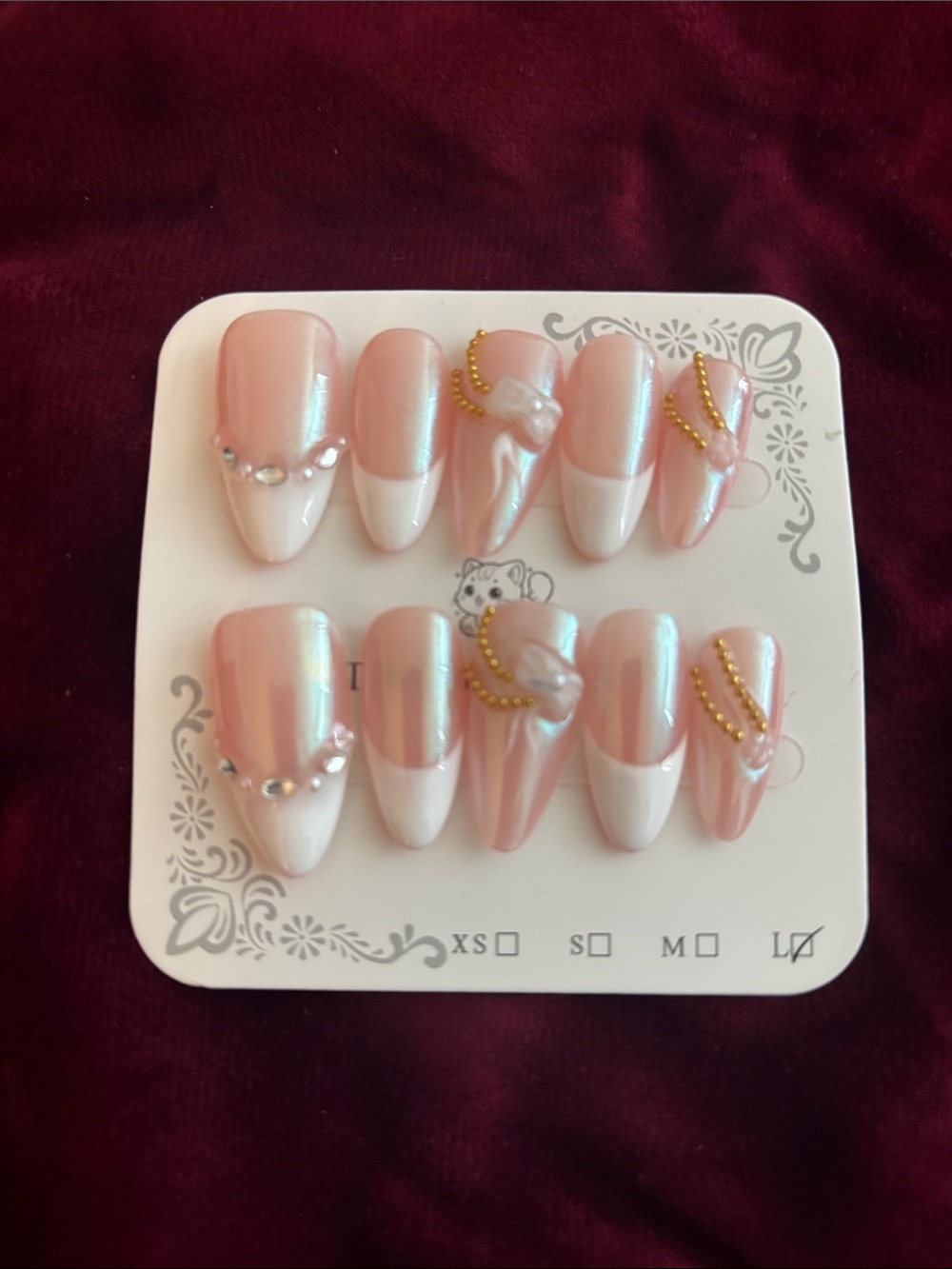 Peach-Pink French Tip Press-On Nails with Pearl & Gold Accent
